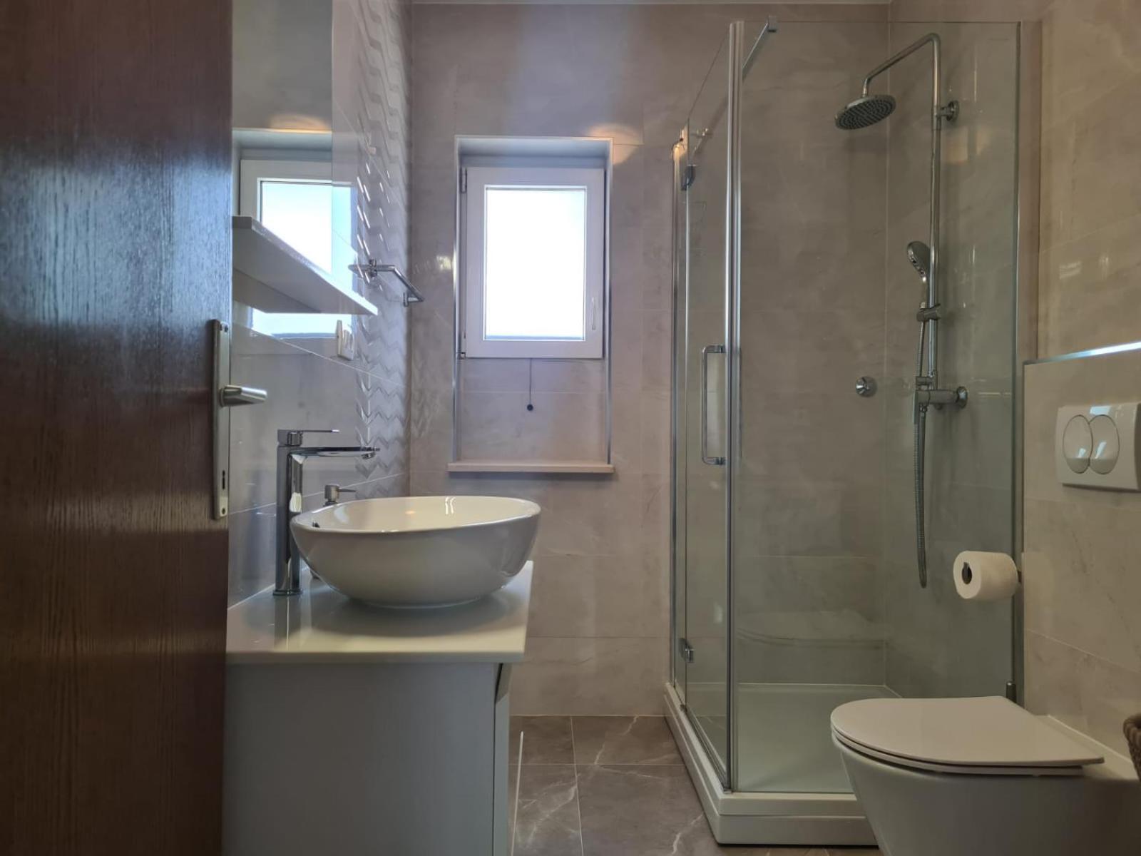 Apartments Jelena Supetar - Four Apartments - A Small House With A Private Yard - Two-Room Apartment With A Sea View - Studio Apartment - Two-Room Apartment With Garden View- Free Parking Exterior foto