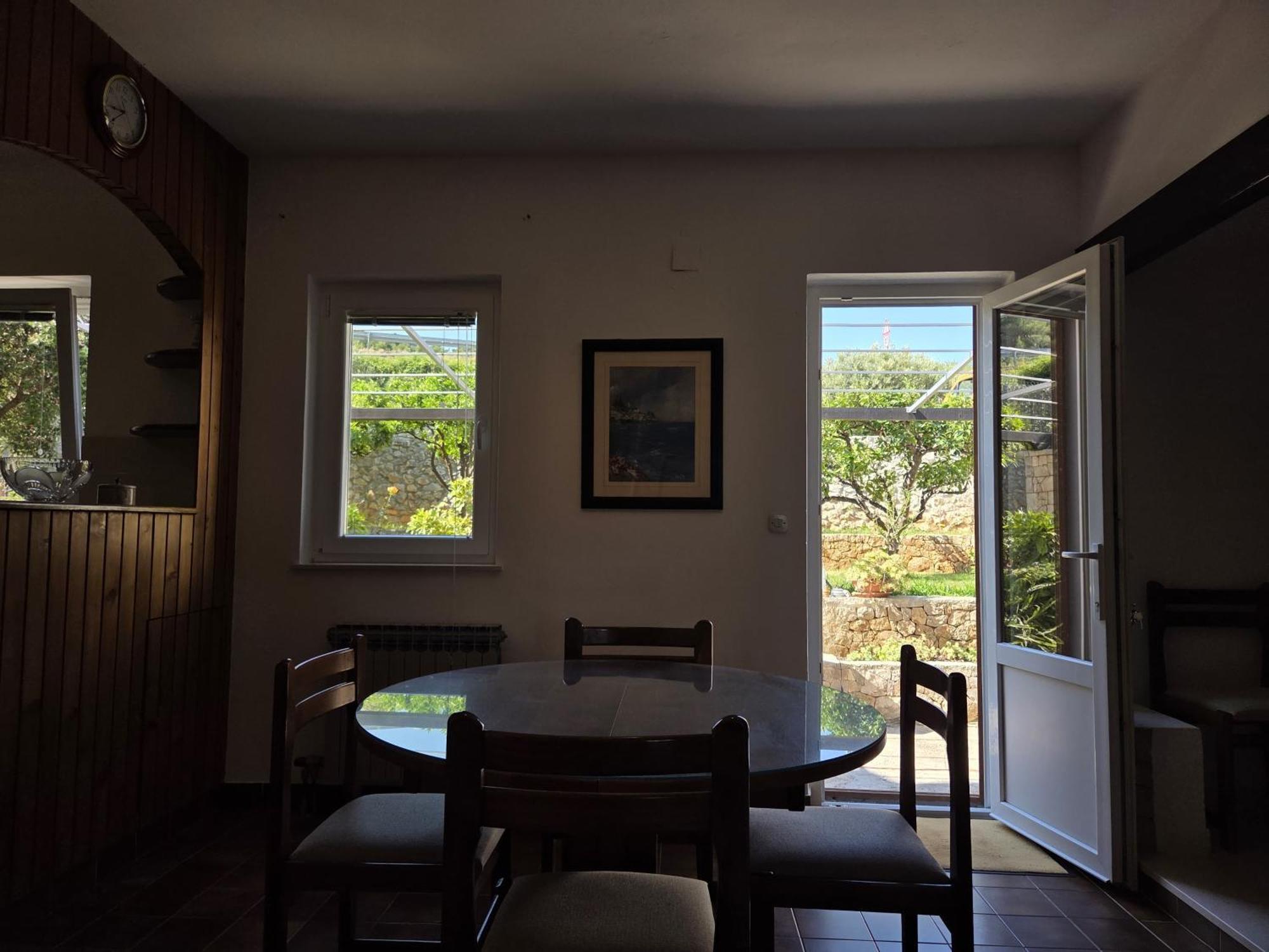 Apartments Jelena Supetar - Four Apartments - A Small House With A Private Yard - Two-Room Apartment With A Sea View - Studio Apartment - Two-Room Apartment With Garden View- Free Parking Exterior foto
